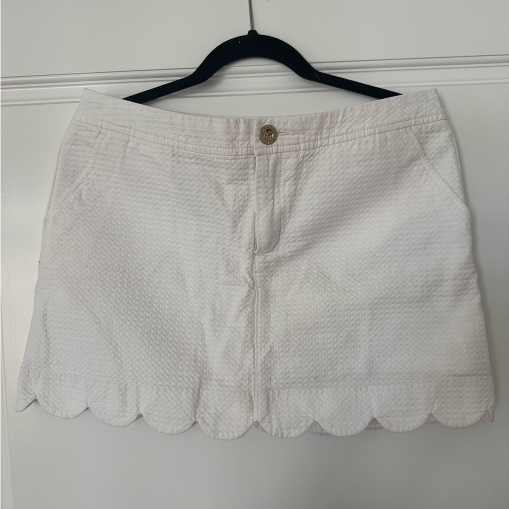 Lilly Pulitzer White Scallop Skort